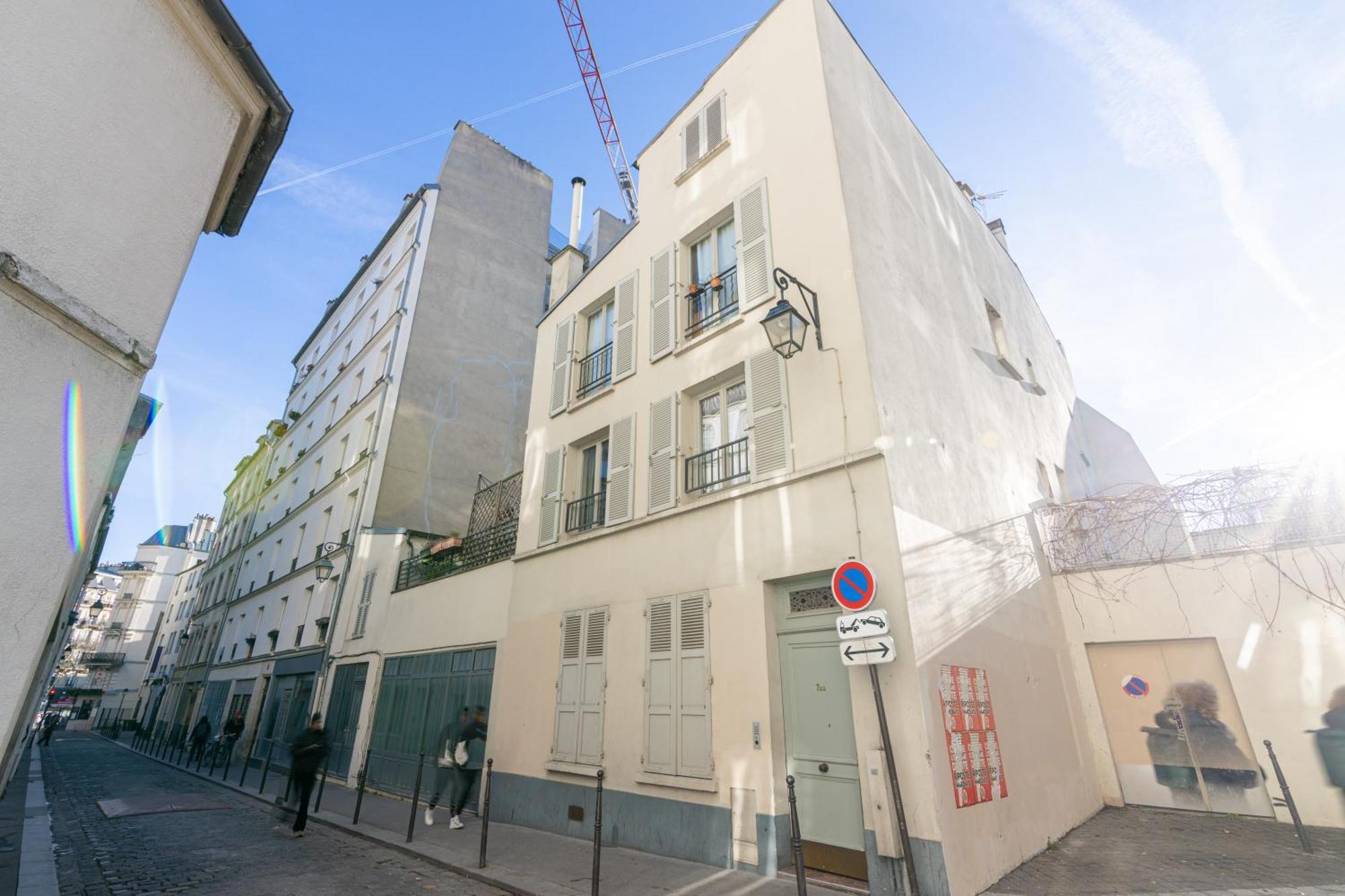 פריז Luxurious 2 Bedroom Canal Saint Martin Saint Lazare מראה חיצוני תמונה
